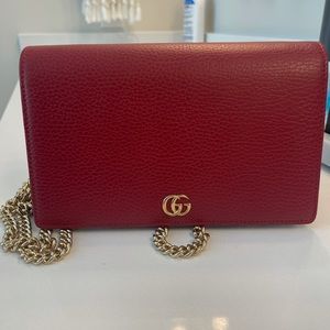 Gucci GG Marmont leather mini chain bag RED